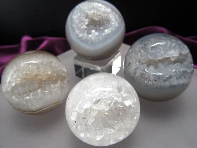 笑口 メノウ 丸玉 直径約30mm-32mm前後 ミニサイズ丸玉 瑪瑙&水晶 笑福