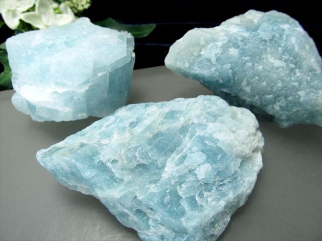 天使の石 アクアマリン ラフ原石 1個売り 重さ40g-60g 希少な非加熱