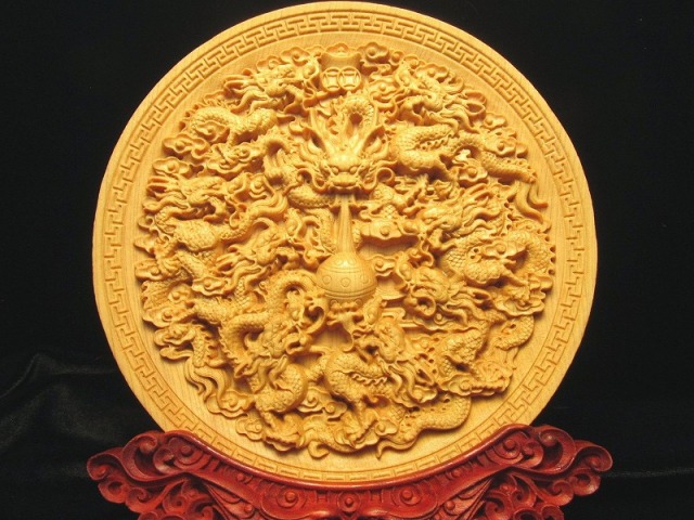 竜生九子 龍彫り 台付き お皿型置物 直径約142mm 5A極上彫り 木彫り