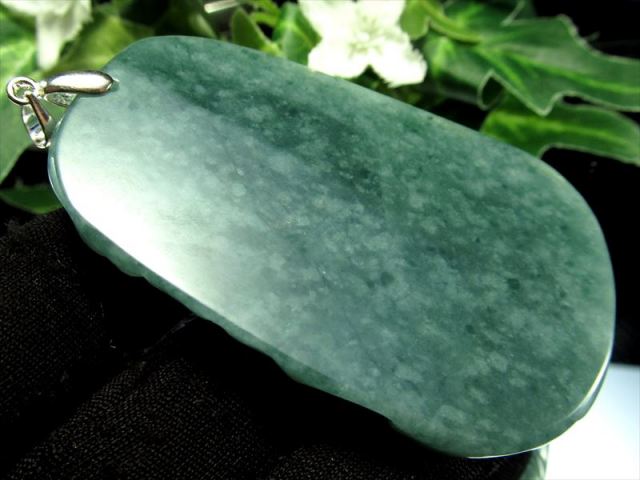 最高品質 濃厚グアテマラブルー 天然翡翠 ジェイド(硬玉) 立体龍神彫り