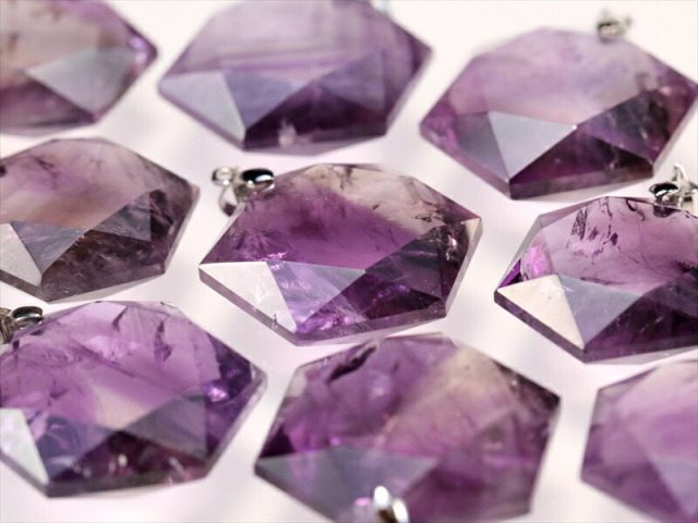 透明感あり 5A アメジスト 六芒星カット ペンダントトップ 1個売り 重