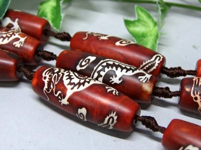 五本爪 赤天珠 龍神天珠(りゅうじんてんじゅ) 連 一連8個付き サイズ