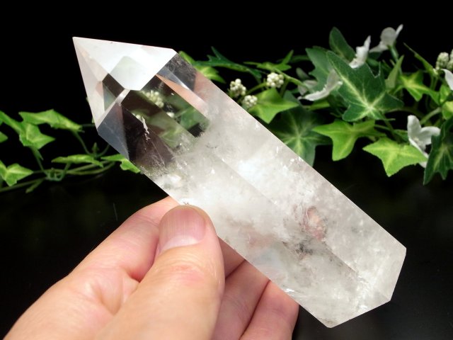 天然水晶 ポイント 六角柱 重さ273.5g 極上超透明 浄化 インテリア一点
