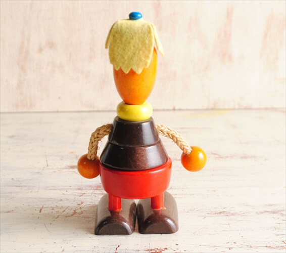 ドイツより ヴィンテージ かわいい木製フィギュア ウッド オブジェ