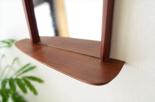 デンマーク製 1960年代 チーク ウォールミラー 53x31cm 棚付き