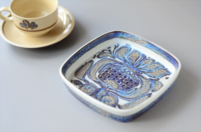 Royal Copenhagen Fajance Tenera スクエアトレー 17cm プレート Kari