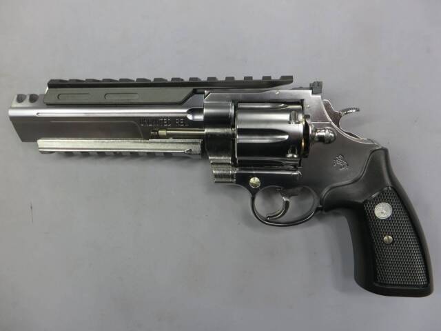 UNLIMITED REVOLVERアンリミテッドリボルバー・マキシ8 ガスガン