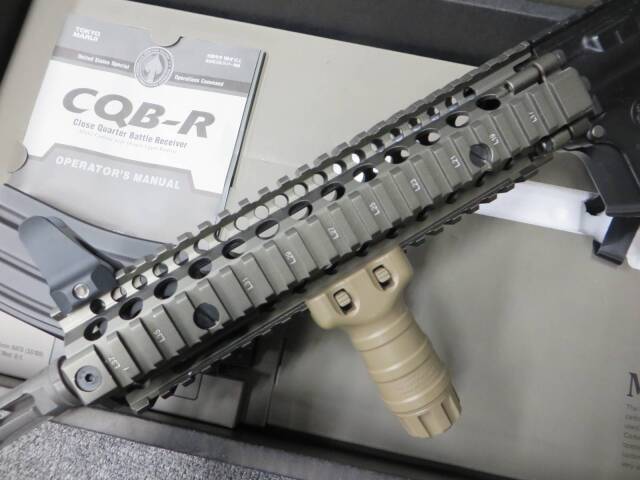 東京マルイ】CQB-R FDE カスタム 次世代電動ガン