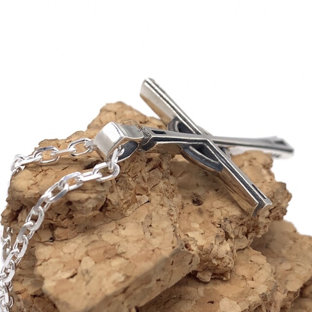 送料無料】Dr MONROE(ドクターモンロー) ケルティッククロスペンダント