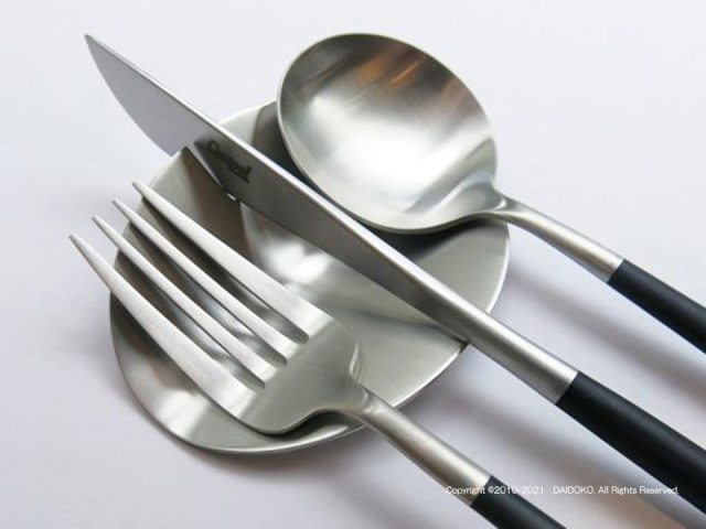 Cutipol Goa/クチポール/ブラックシルバー/カトラリーレスト