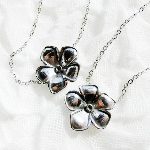シルバー チェーン付きペンダントトップ・チェーン付きネックレス04 花