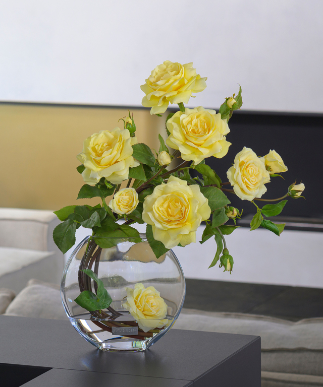 30,000円~ エミリオ・ロバ（アートフラワー）