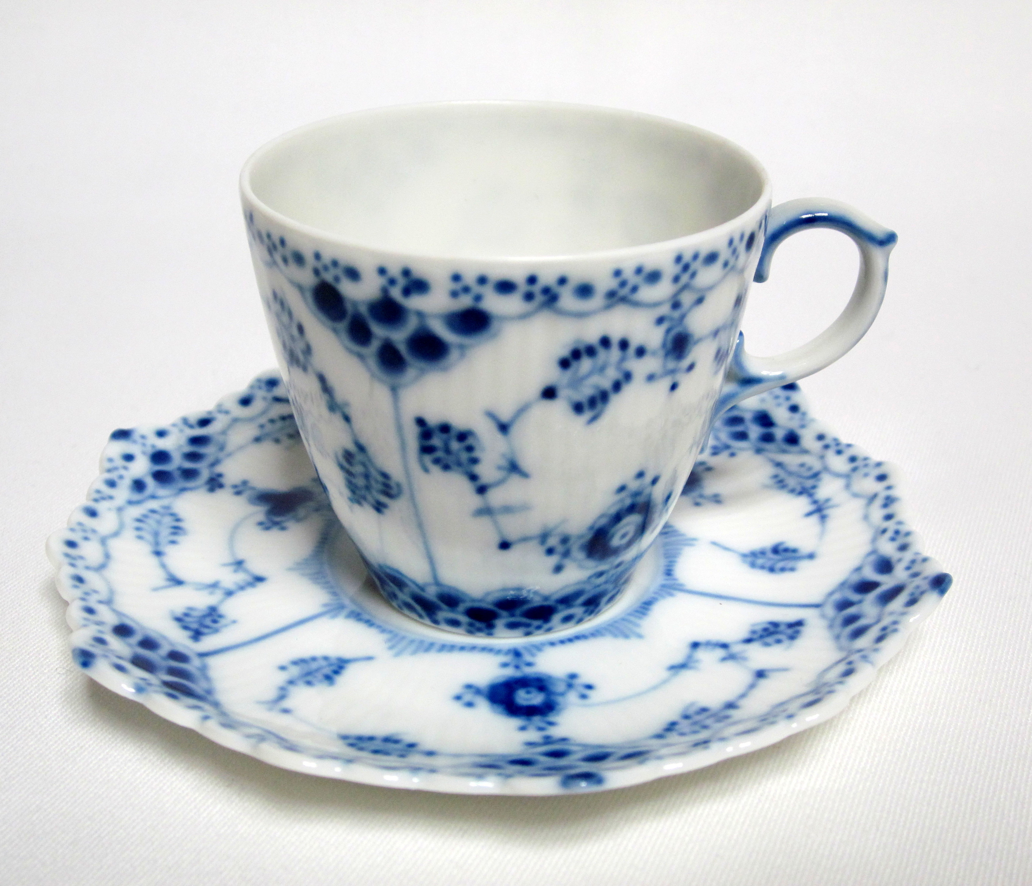 ロイヤルコペンハーゲン（Royal copenhagen）ブルーフルーテッド フル