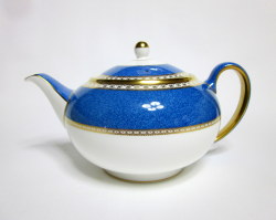 ウェッジウッド（Wedgwood）ユーランダー パウダーブルー ティーポット