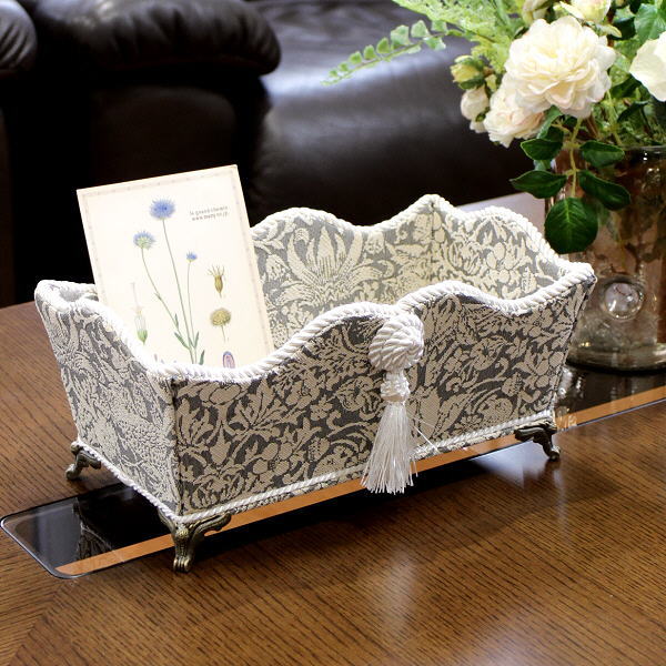 小物入れ 脚付き おしゃれ タッセル付き 収納 輸入雑貨 エレガント