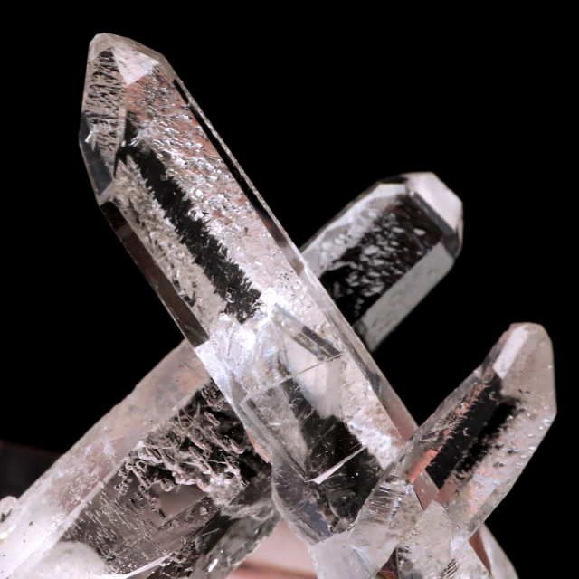 天然 水晶 クラスター ミニ 23g 台座付き ブラジル ゼッカ産 透明感が