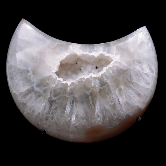 メノウ 月型 台付き 置き物 ブラジル産 アゲート 197g 瑪瑙 水晶