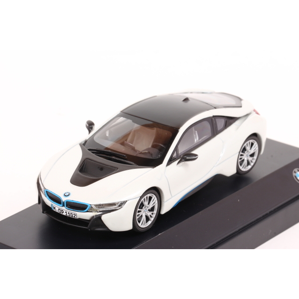 BMW】 1/43 BMW i8 (クリスタルホワイト)