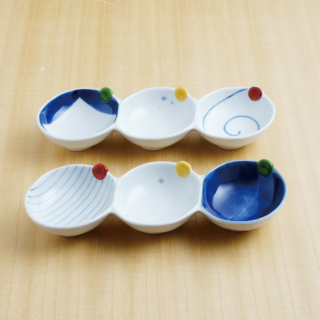 有田焼 伝平窯 「3連皿（2柄）」 伝平窯さんの古典的でかわいい3連