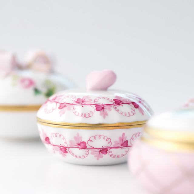 パセリ・ピンク] ボンボン入れ ハートつまみ