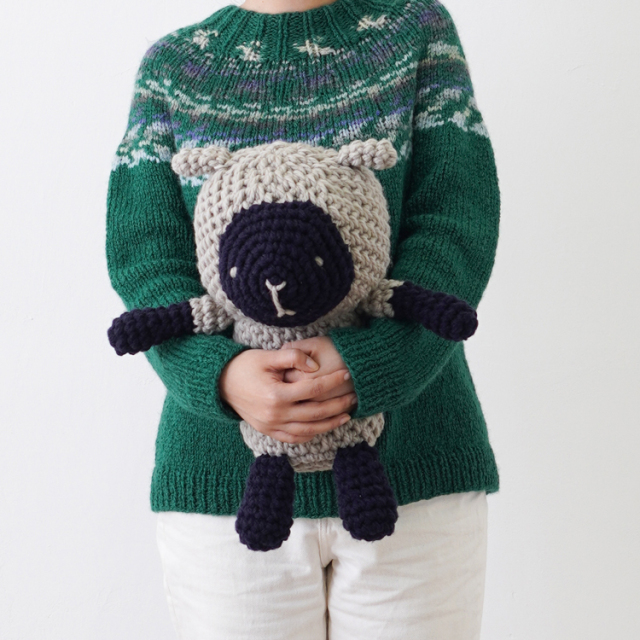 編み物キット #8-12LL 頭がまん丸羊さんのあみぐるみ