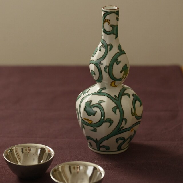 瑛生の器（九谷美陶園）｜吉田屋手椿文様大鉢 ｜作家の器と暮らす。IVORY