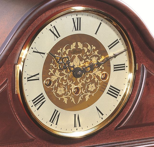 アンティーク調でお洒落な機械式報時置き時計！ヘルムレ（HERMLE）報時
