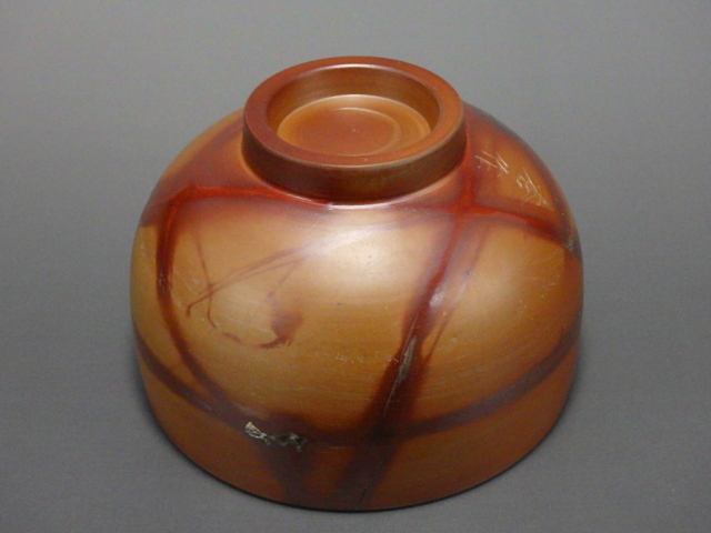 柴岡秀泉（備前緋襷磨き手抹茶茶碗）