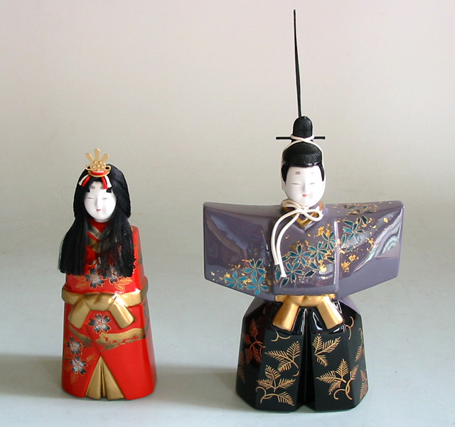 立ち雛 桜沈金 漆塗り（製造中止） 漆器の井助