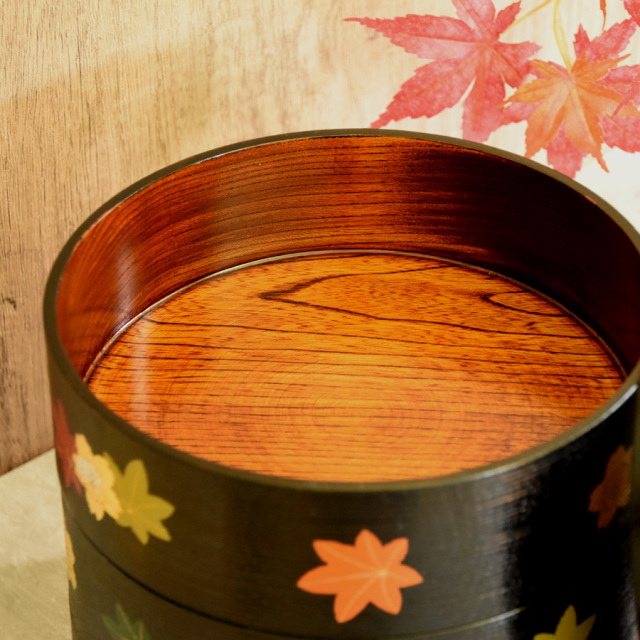 丸三段重箱 千筋 春秋 木製 漆塗りお重箱 FC19-5 漆器の井助