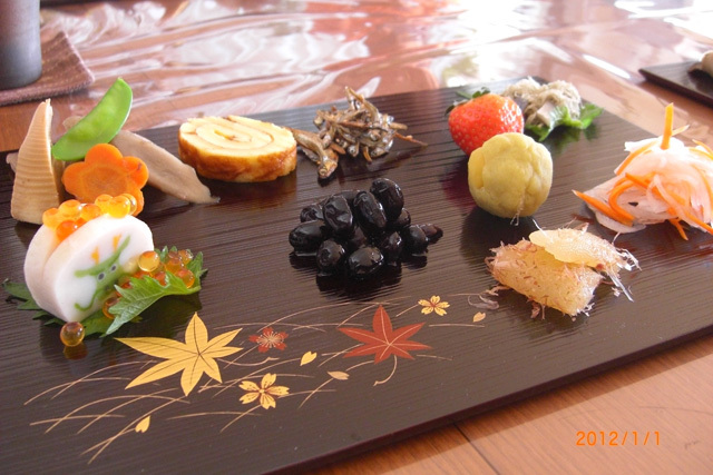 12.0 隅折卓上膳 春秋 溜 木製 ランチョンマット（製造中止） 漆器の井助