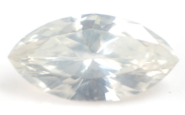 ダイヤモンド ルース(裸石) 0.158ct 【蛍光性が黄緑色系のレアダイヤ