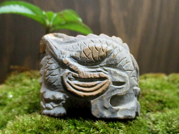 タイガーアイ 龍 ドラゴン 彫刻 開運 風水 天然石専門店【鬮石】
