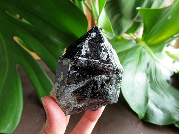 モリオン原石の通販/高品質天然黒水晶販売 | 天然石専門店【鬮石】 長石