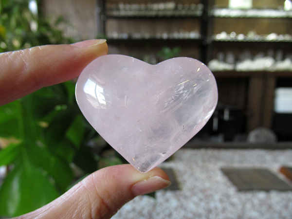 ローズクォーツ ハート マダガスカル産 | 天然石専門店【鬮石】