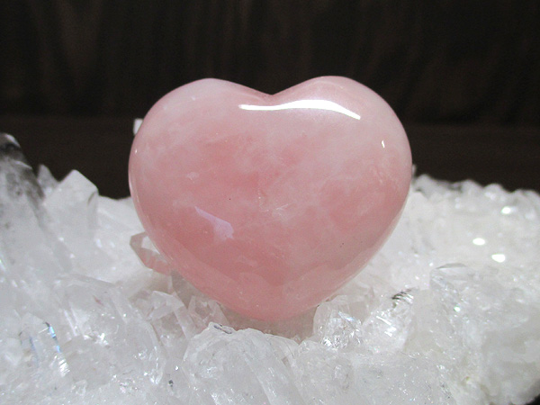 ハート ローズクォーツ 天然水晶 【LUCKY HEART】 【鬮石（くじいし