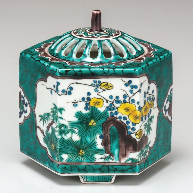 高級ギフト ご贈答品 九谷焼3.5号香炉 割取松竹梅 【九谷焼販売の