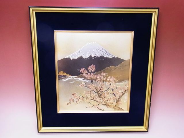日本のおみやげ】◇彫金額縁【富士山に桜】【受注生産品となります】