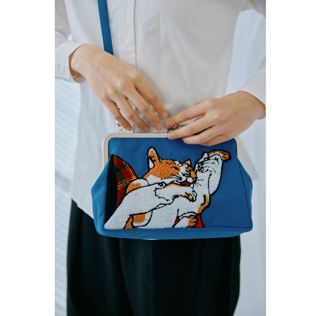 KY80-1113／がま口クラッチバッグ／娘と猫