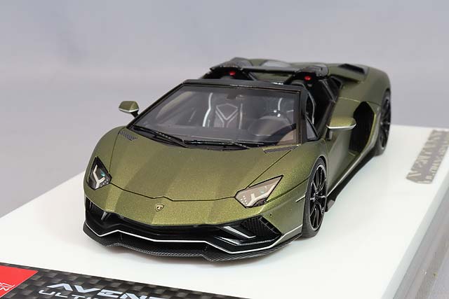 アイドロン 1/43 ランボルギーニ アヴェンタドール SVJ ロードスター