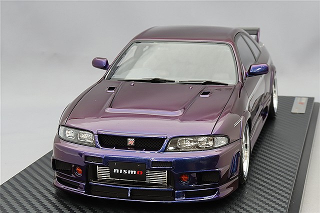 イグニッションモデル 1/18 GReddy GT-R (BCNR33) シルバー