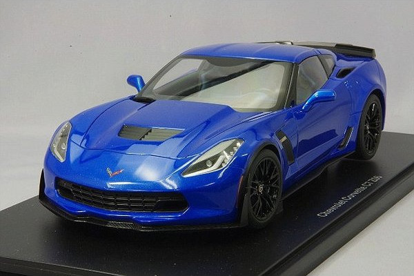 オートアート コンポジット 1/18 シボレー コルベット (C7) Z06 ブルー