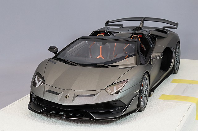 モンドモーターズ 1/24 ランボルギーニ ムルシエラゴ ロードスター