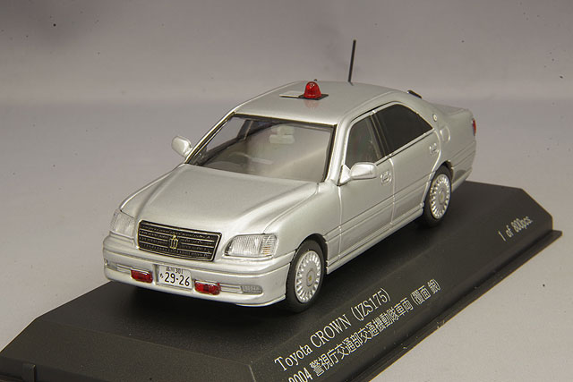 RAI'S 1/18 トヨタ クラウン GRS202 2011 警察本部交通部交通覆面車両 銀