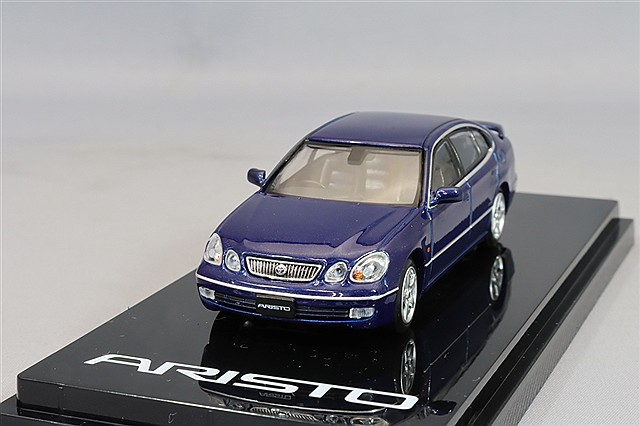 ホビージャパン 1/64 トヨタ アリスト V300 VERTEX EDITION 前期型