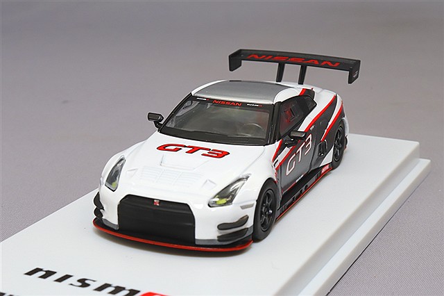 京商 1/18 日産 GT-R ニスモ 2024 スペシャルエディション ホワイト