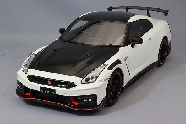 京商 ミニカー&ブック No.11 1/64 日産 GT-R プレミアムエディション T