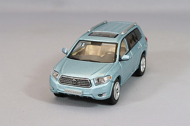 GCD 1/64 トヨタ ハイランダー グレー (左ハンドル)