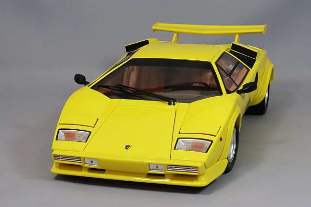 京商 1/18 ランボルギーニ カウンタック LP400 イエロー