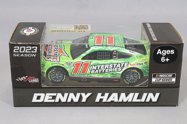 ライオネルレーシング 1/64 トヨタ カムリ 